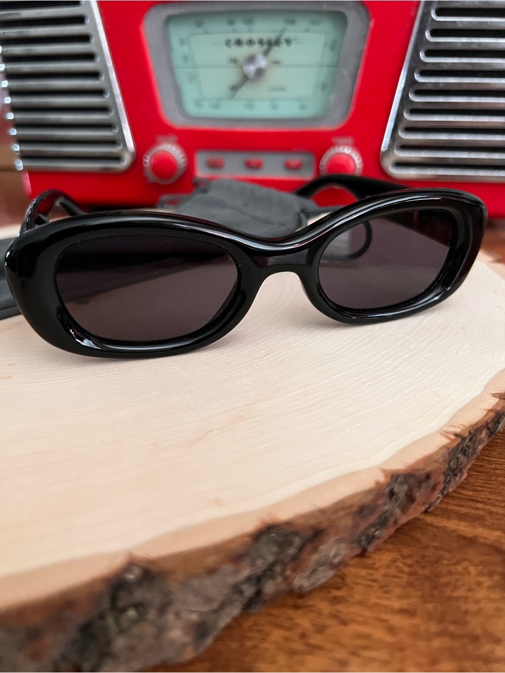 AIRE Black Women’s Sunglasses - Classic Oval UV Shades NEW